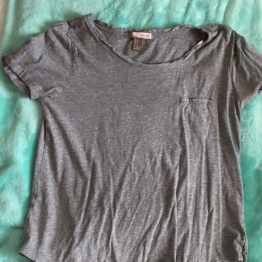 Casual grey shirt